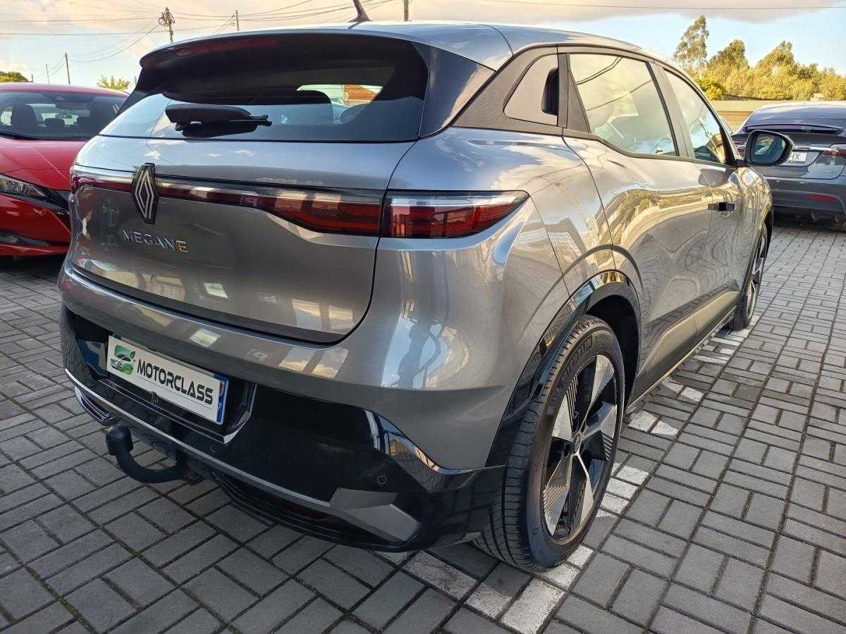 renault-megane-e-tech-2023-eletrico-0cc
