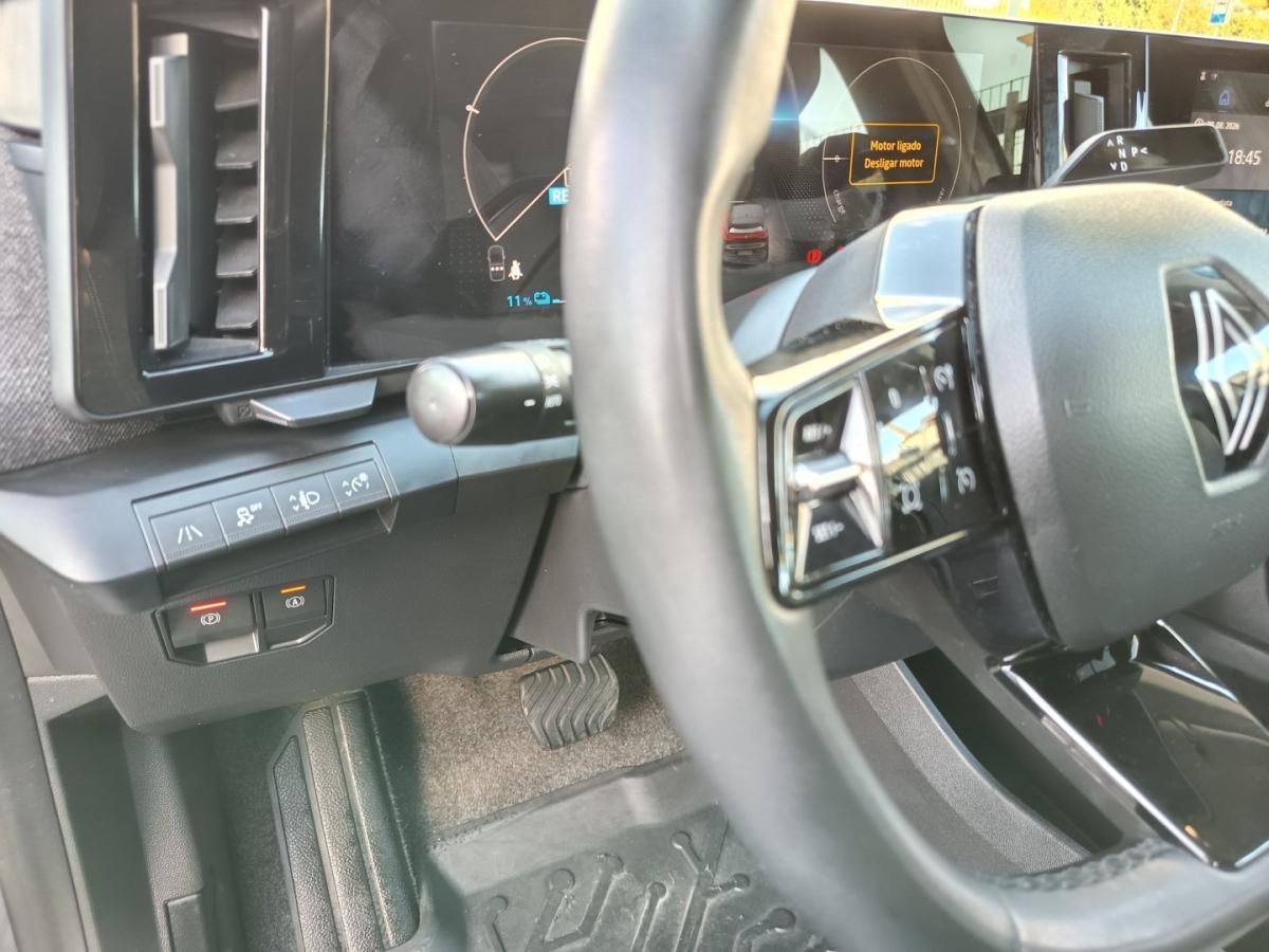 renault-megane-e-tech-2023-eletrico-0cc