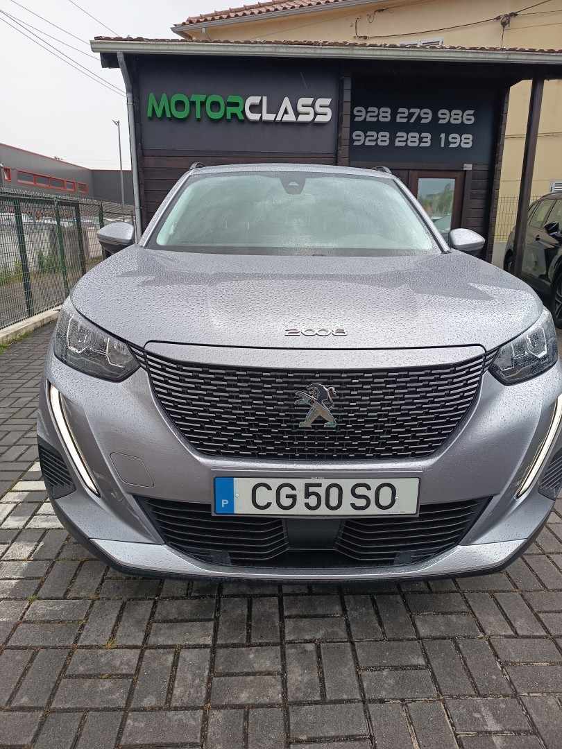 peugeot-e-2008-2022-eletrico-0cc
