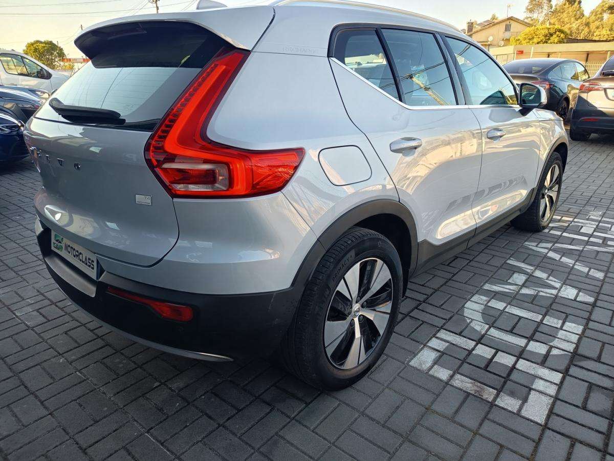 volvo-xc40-2021-hibrido-1477cc