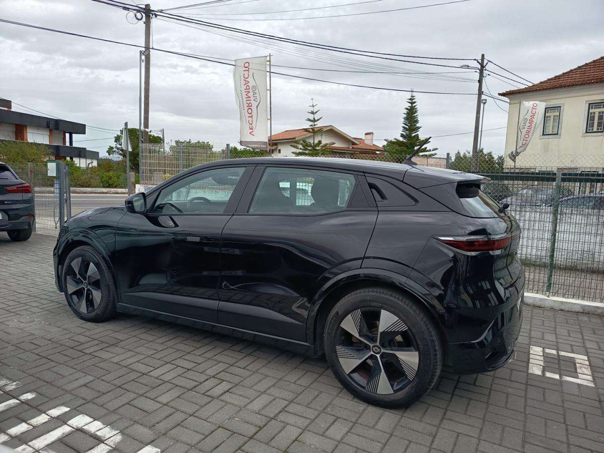renault-megane-e-tech-2023-eletrico-0cc