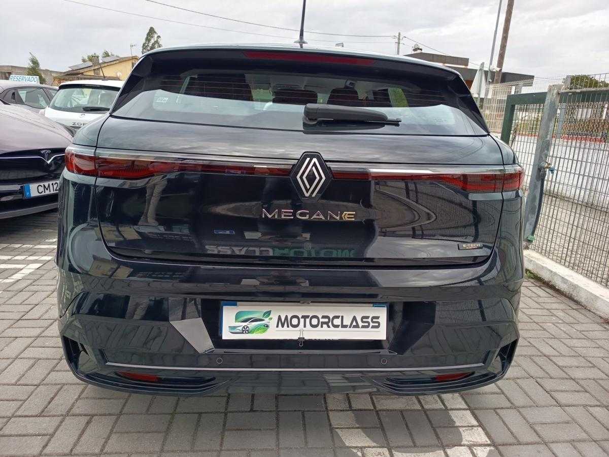 renault-megane-e-tech-2023-eletrico-0cc