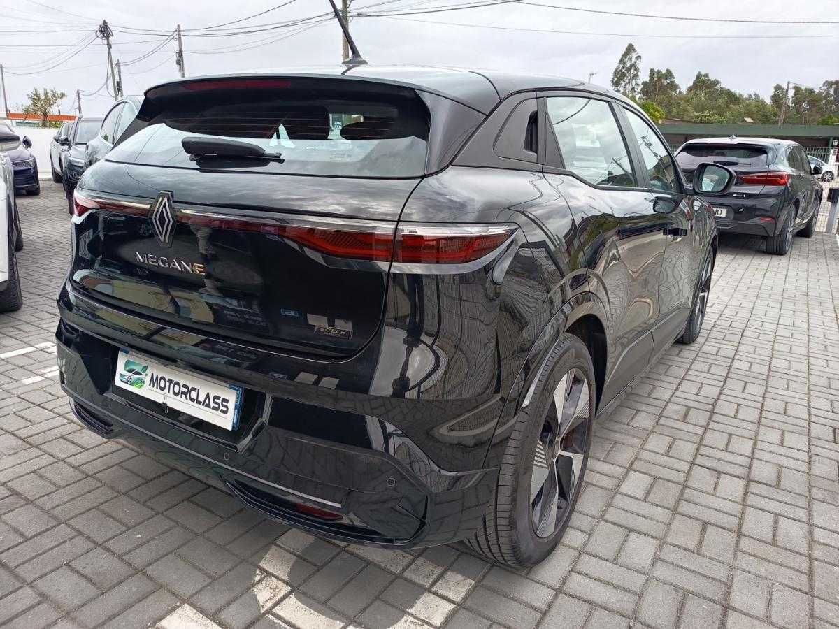 renault-megane-e-tech-2023-eletrico-0cc