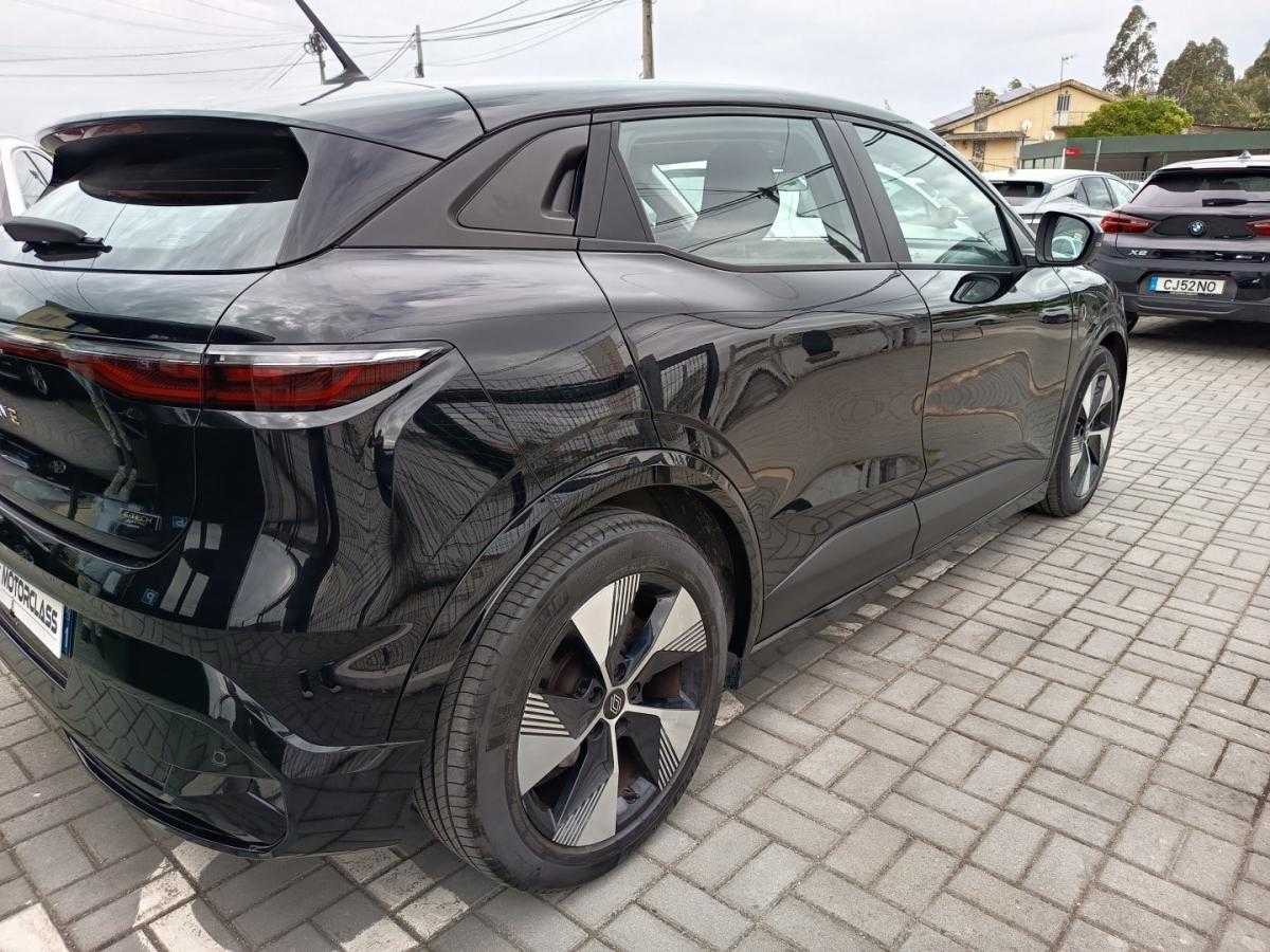 renault-megane-e-tech-2023-eletrico-0cc