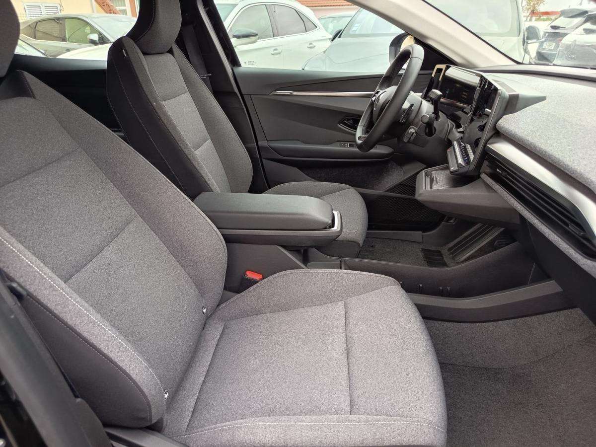 renault-megane-e-tech-2023-eletrico-0cc