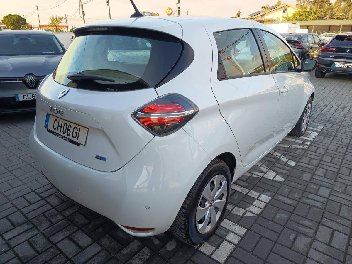renault-zoe-2022-eletrico-0cc