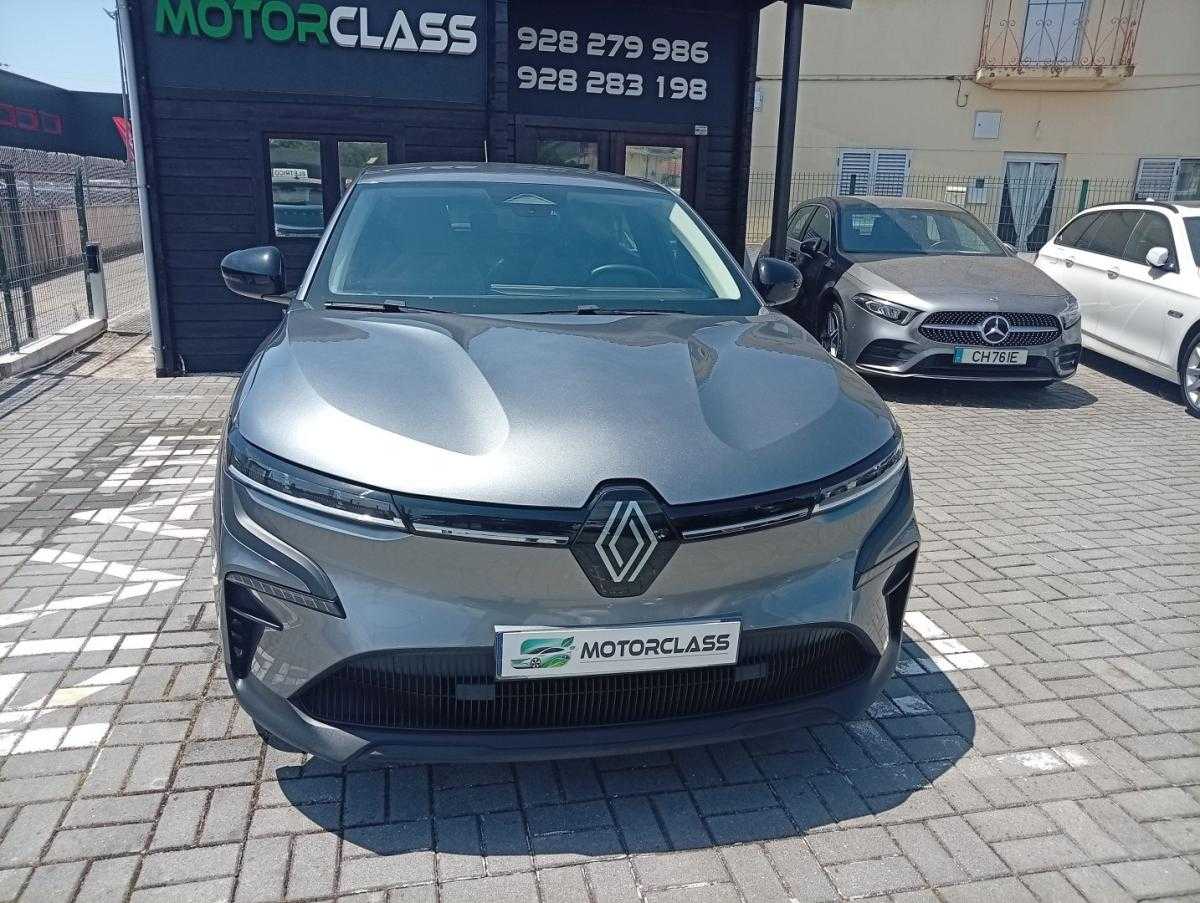 renault-megane-e-tech-2023-eletrico-0cc