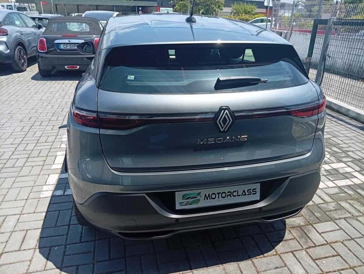 renault-megane-e-tech-2023-eletrico-0cc