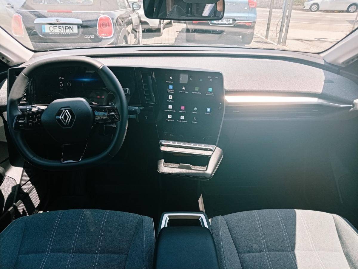 renault-megane-e-tech-2023-eletrico-0cc