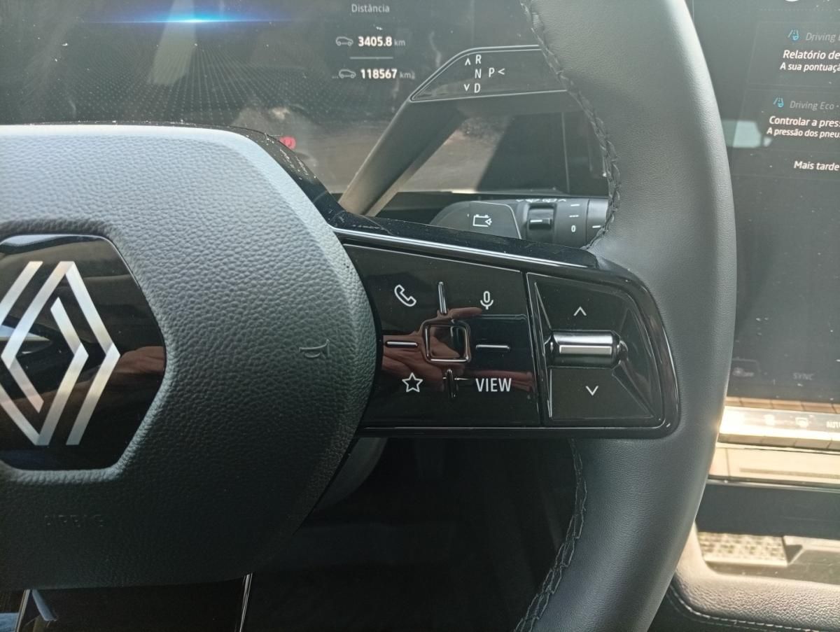 renault-megane-e-tech-2023-eletrico-0cc