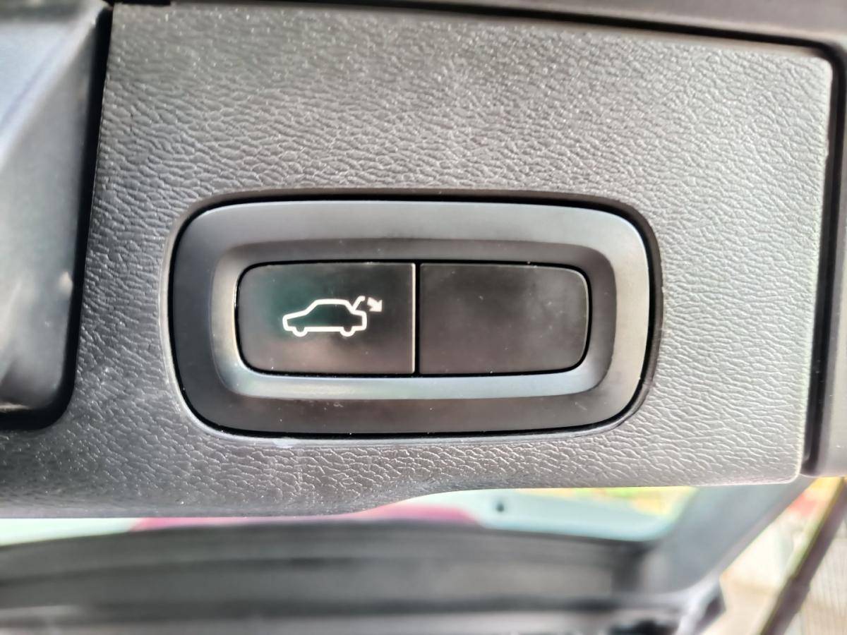 volvo-xc60-2018-hibrido-1969cc