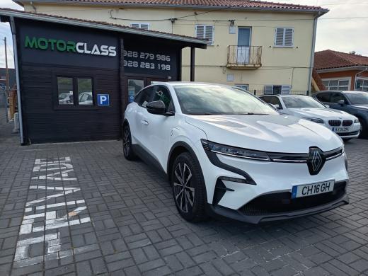 renault-megane-e-tech-2023-eletrico-0cc