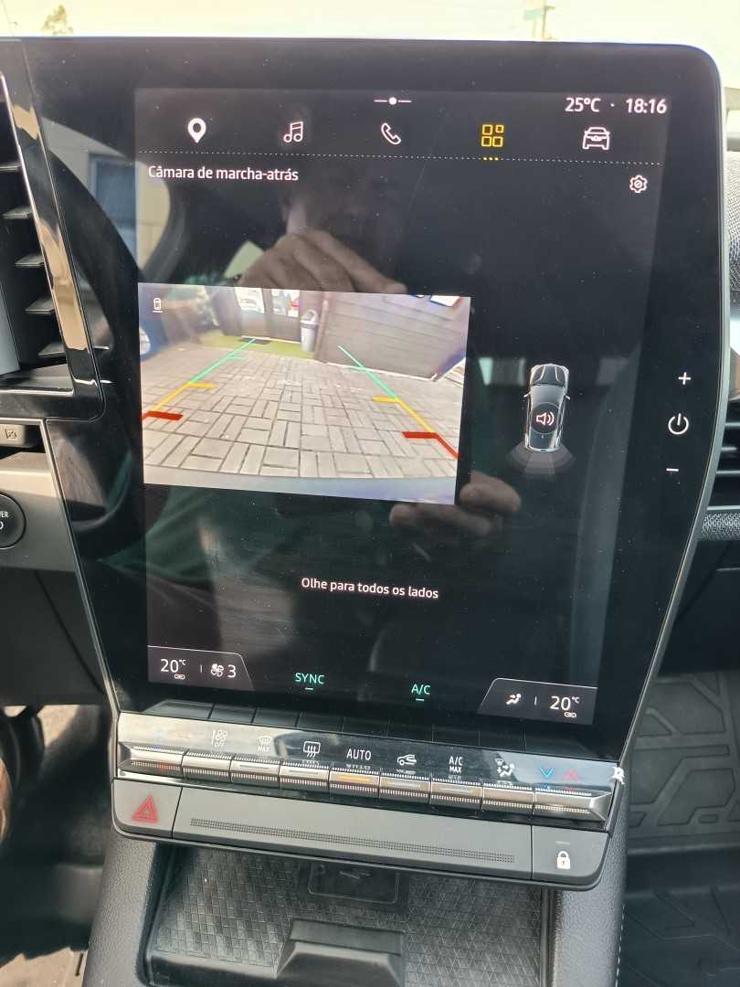 renault-megane-e-tech-2023-eletrico-0cc