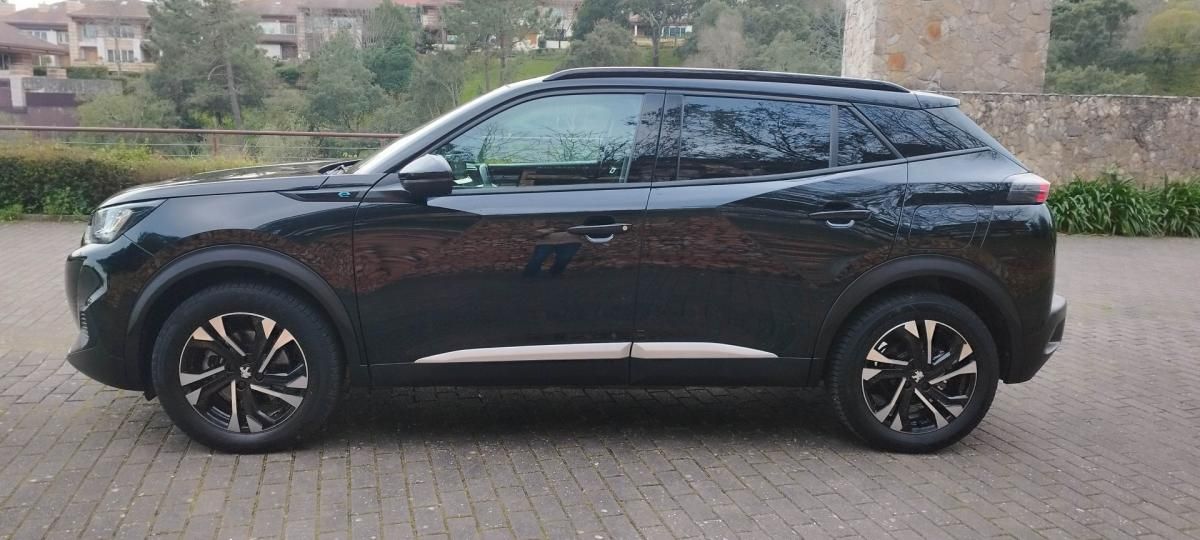 peugeot-e-2008-2022-eletrico-0cc