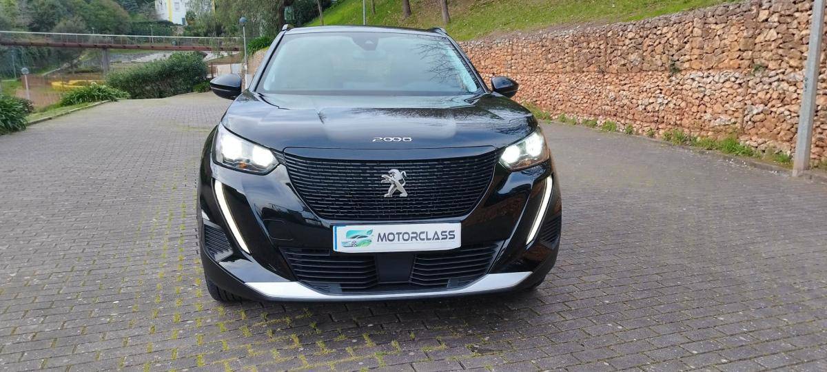 peugeot-e-2008-2022-eletrico-0cc