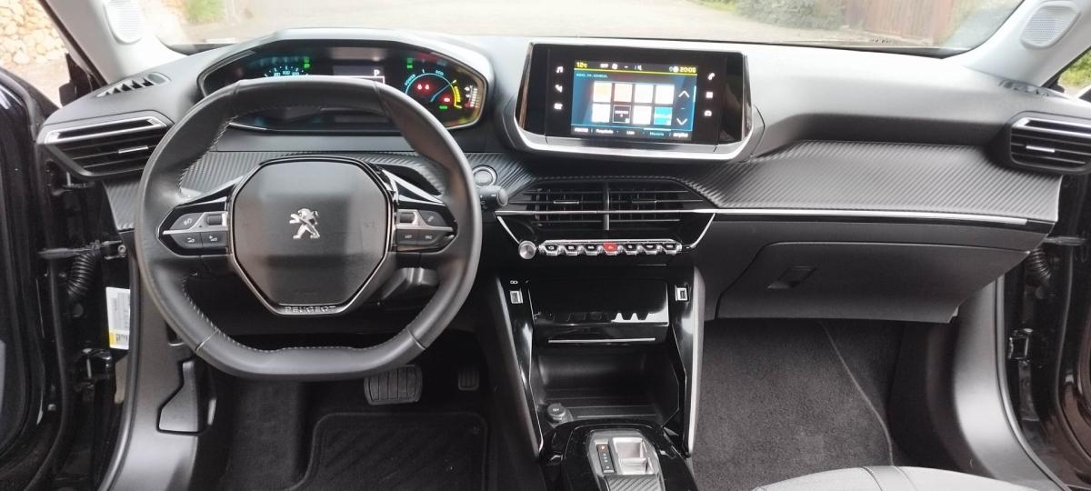peugeot-e-2008-2022-eletrico-0cc