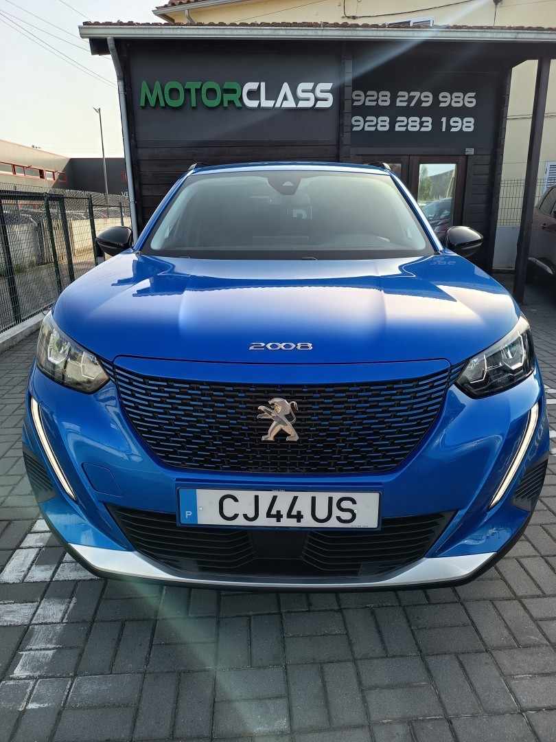 peugeot-e-2008-2022-eletrico-0cc