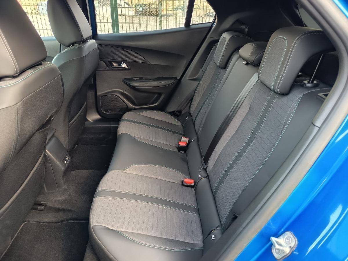 peugeot-e-2008-2022-eletrico-0cc