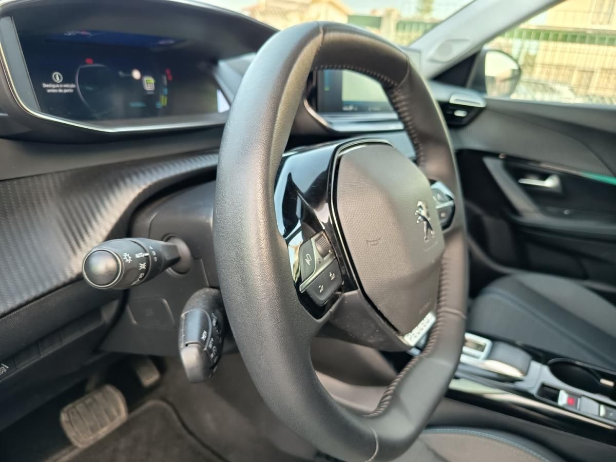 peugeot-e-2008-2022-eletrico-0cc