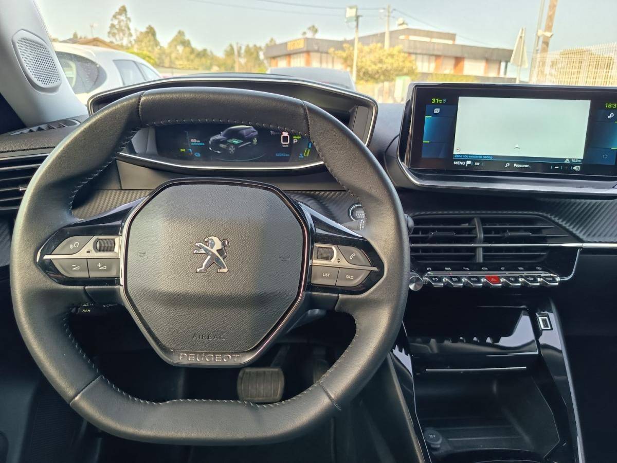 peugeot-e-2008-2022-eletrico-0cc