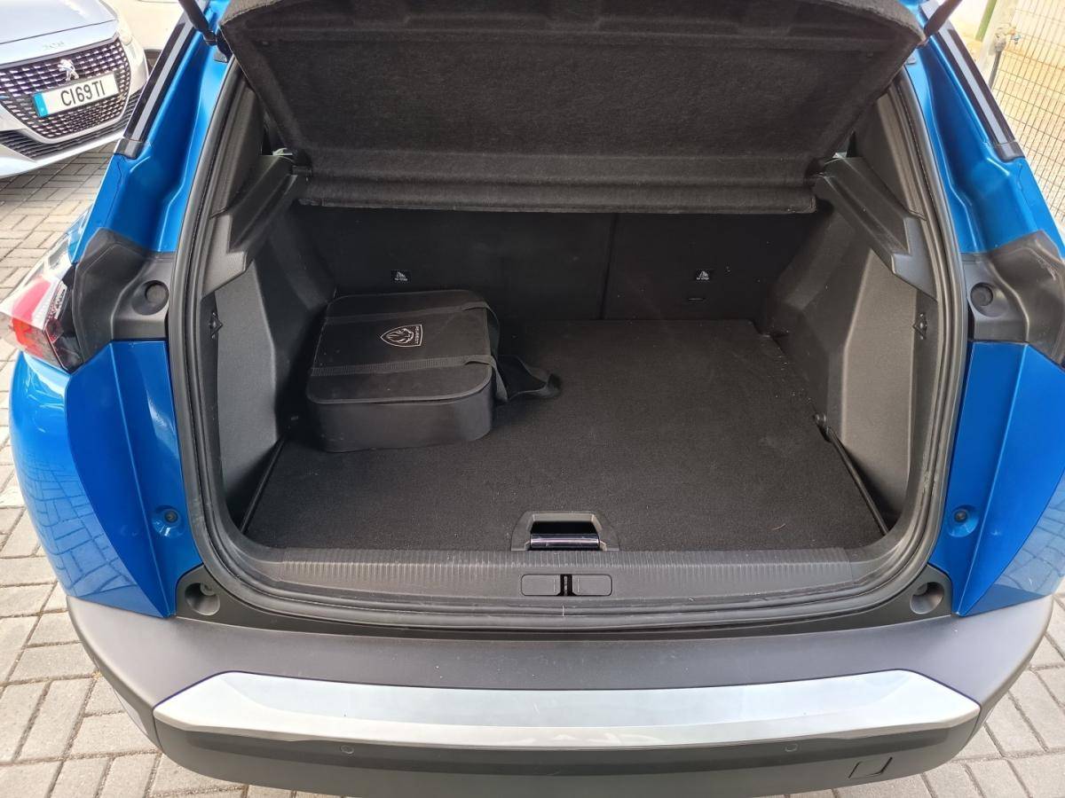 peugeot-e-2008-2022-eletrico-0cc