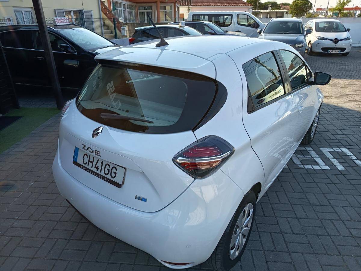 renault-zoe-2021-eletrico-0cc