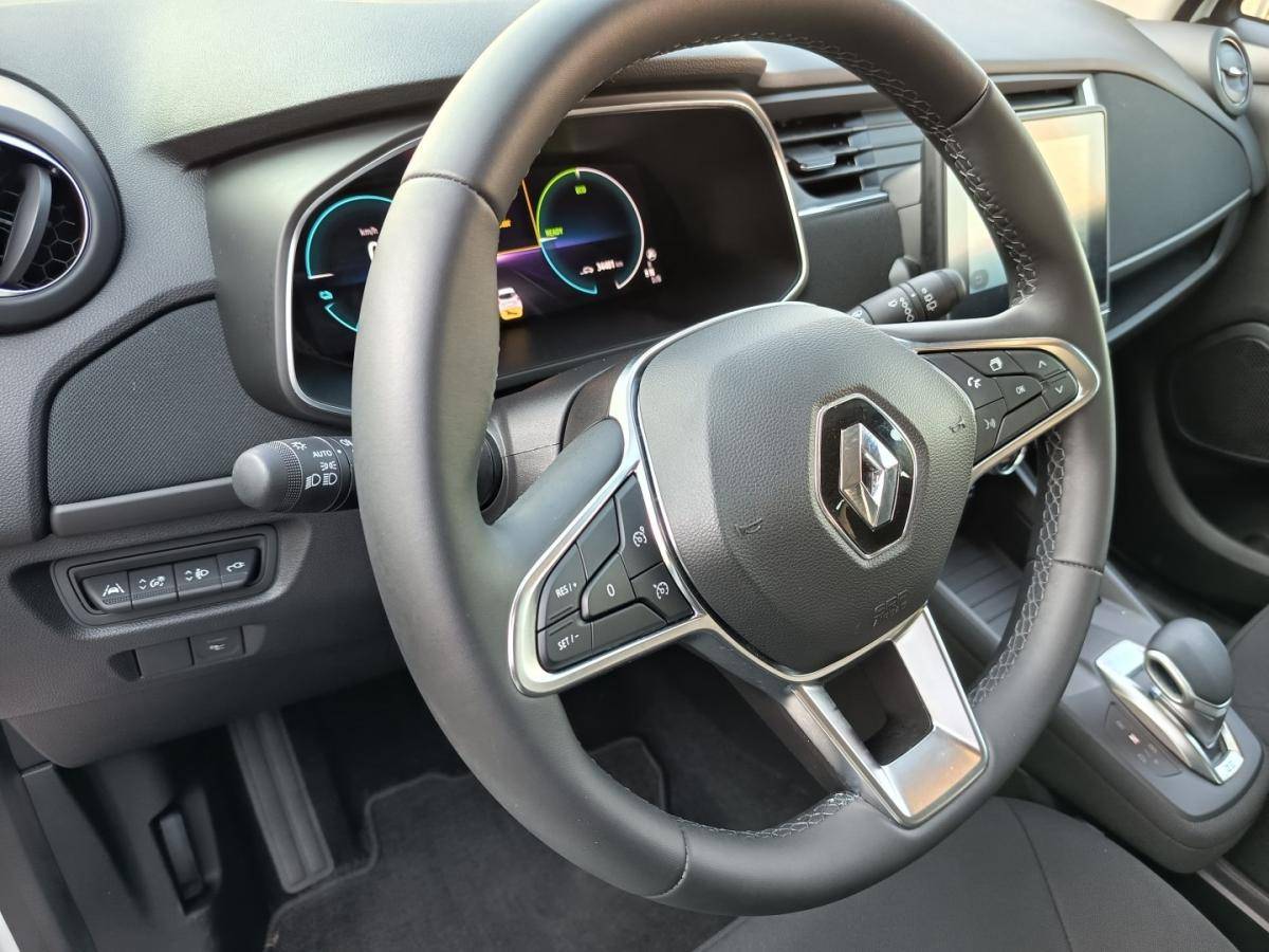 renault-zoe-2021-eletrico-0cc