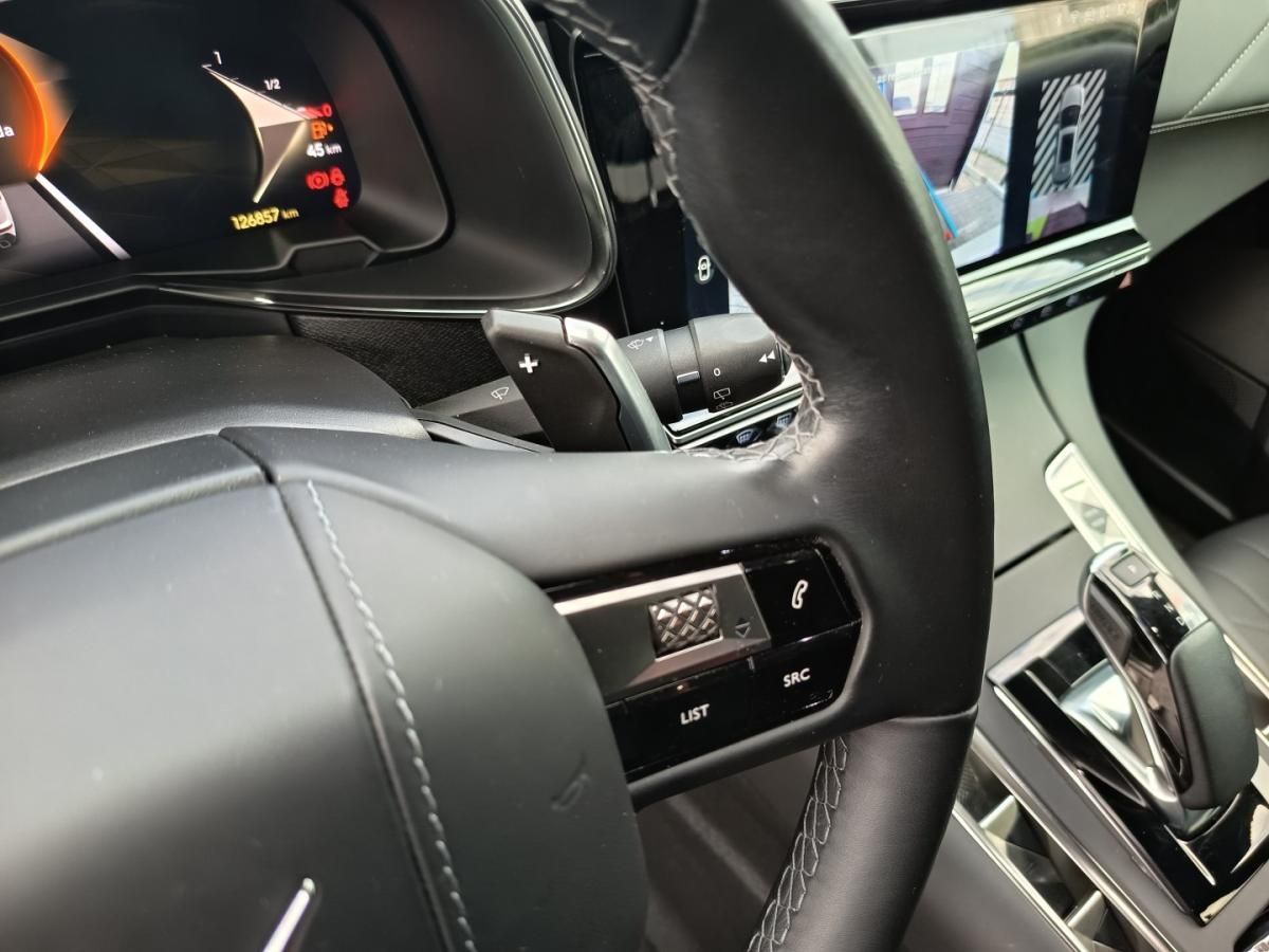 ds-ds-7-crossback-2023-hibrido-1598cc