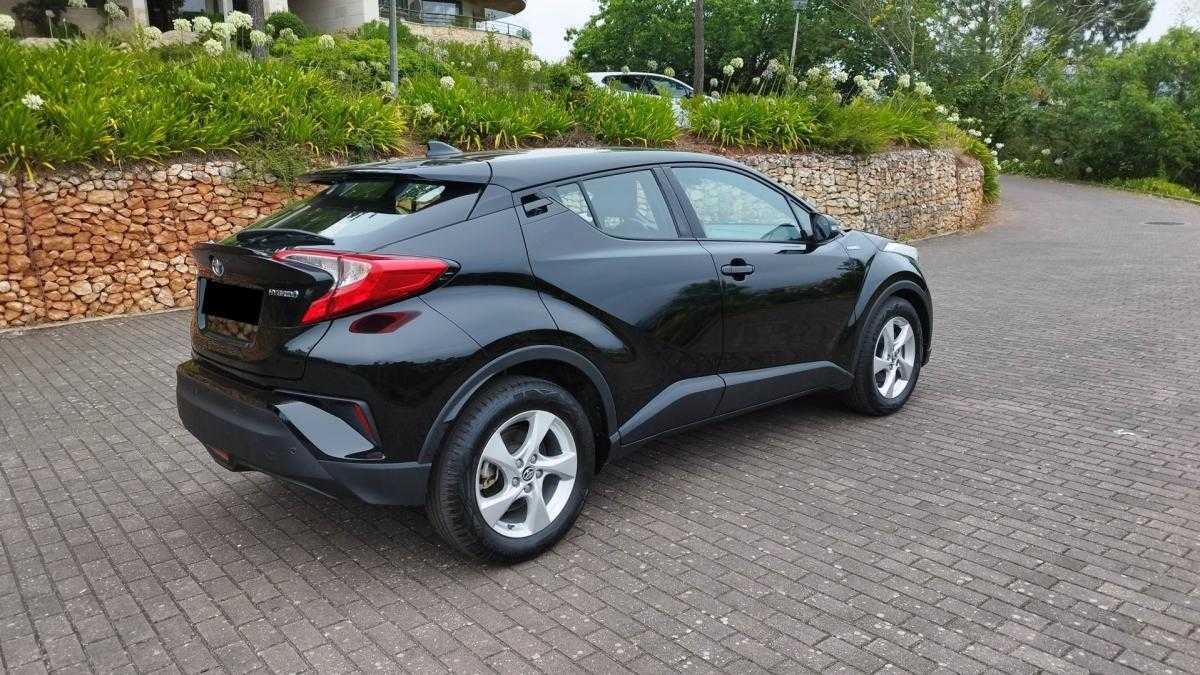 toyota-c-hr-2019-hibrido-1798cc