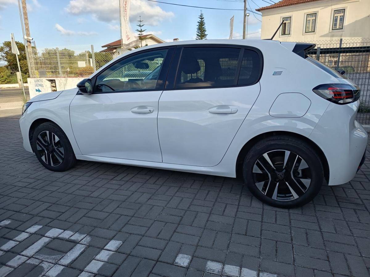 peugeot-e-208-2024-eletrico-0cc