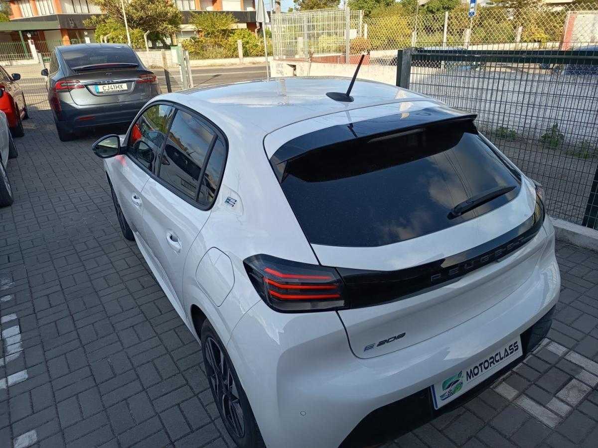 peugeot-e-208-2024-eletrico-0cc