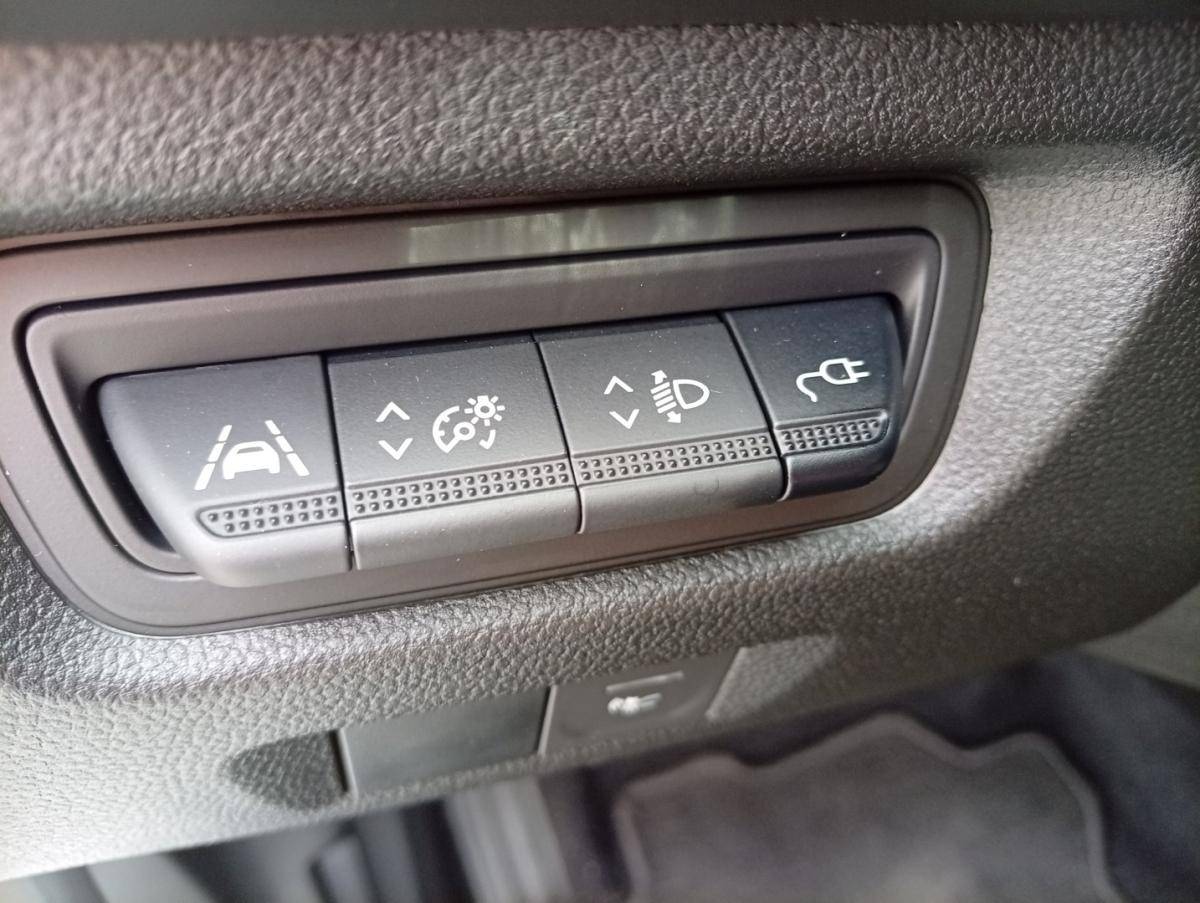 renault-zoe-2022-eletrico-0cc