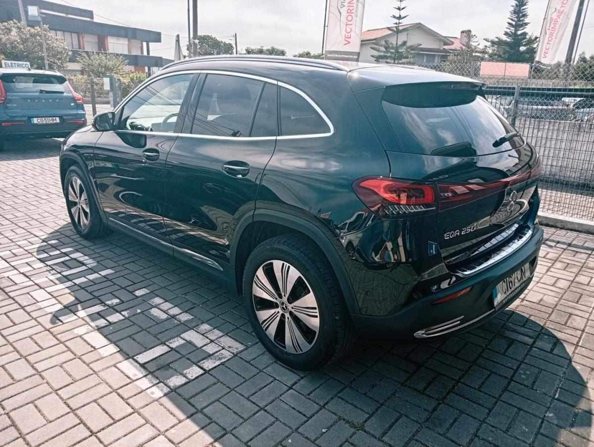 mercedes-benz-eqa-2022-eletrico-0cc