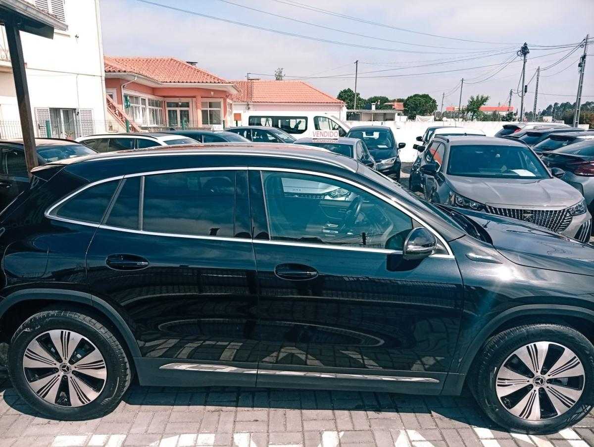 mercedes-benz-eqa-2022-eletrico-0cc