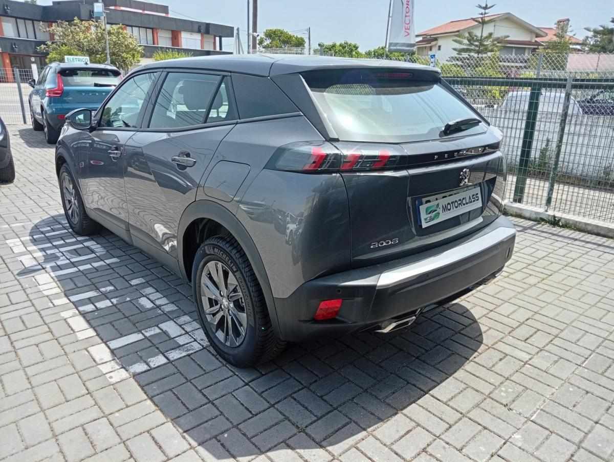 peugeot-2008-2022-gasolina-1199cc