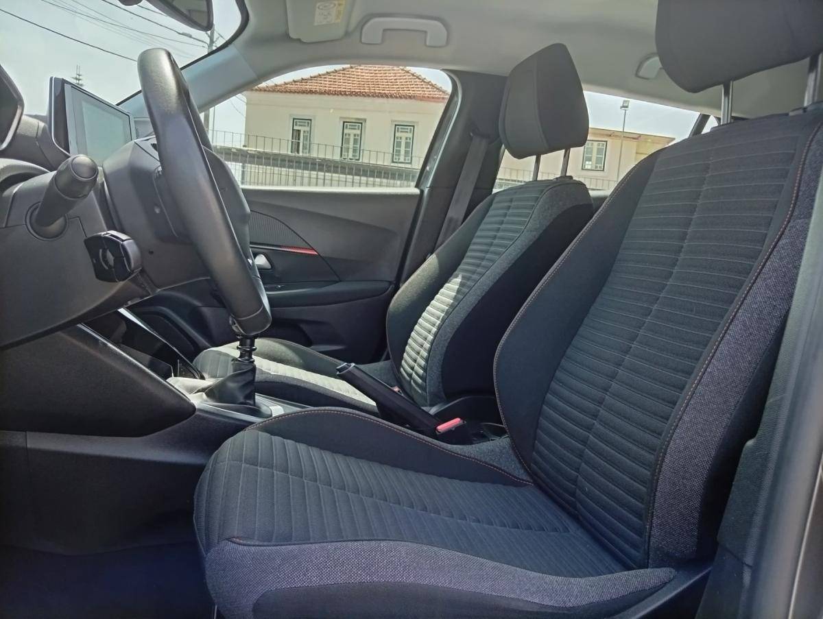 peugeot-2008-2022-gasolina-1199cc