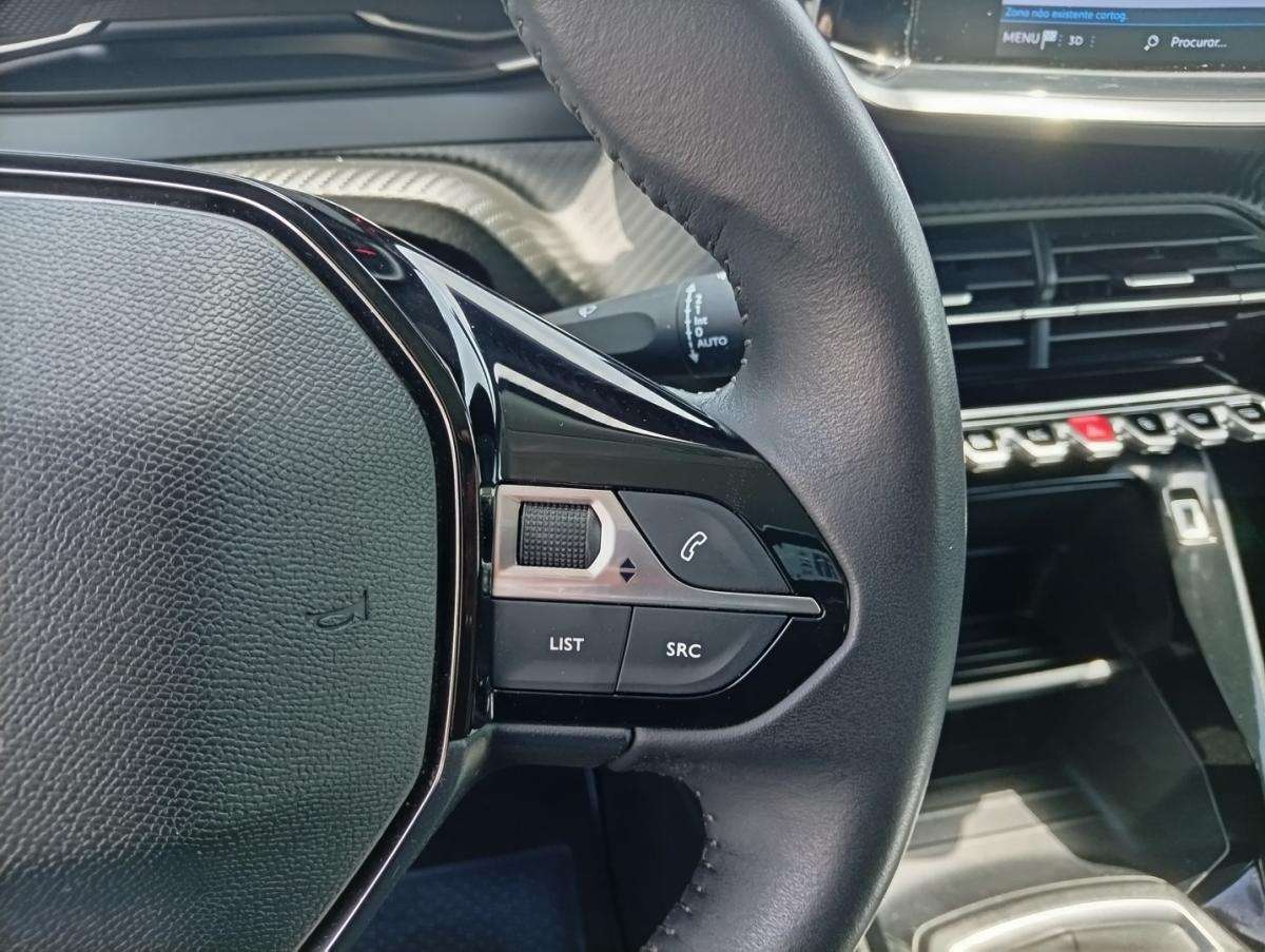 peugeot-2008-2022-gasolina-1199cc