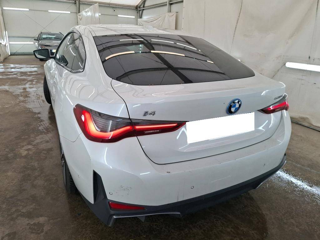 bmw-i4-2023-eletrico-0cc