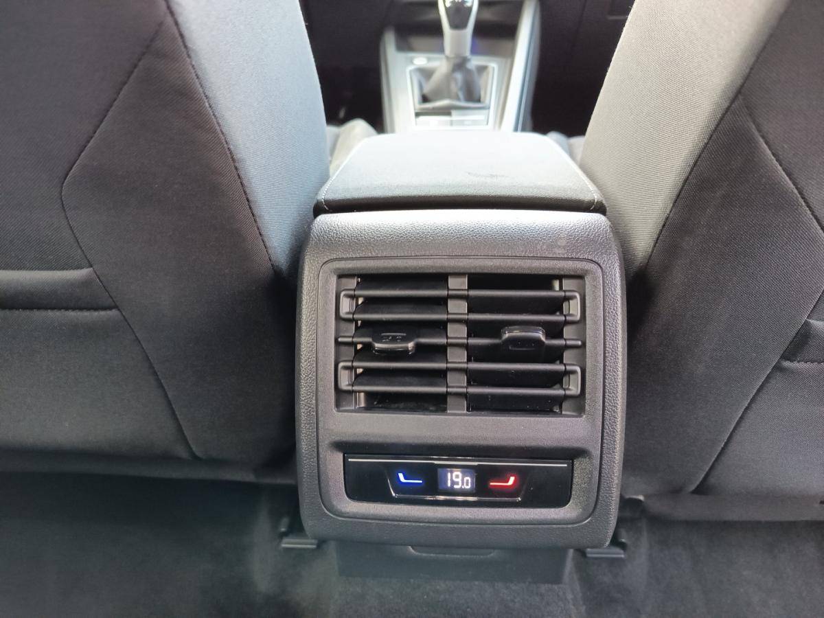 volkswagen-golf-2022-gasolina-999cc