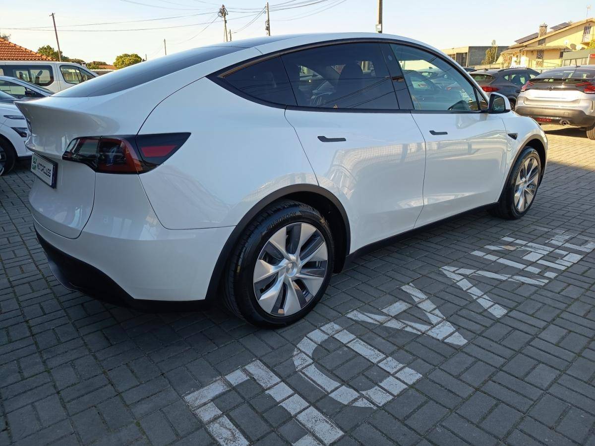 tesla-model-y-2023-eletrico-0cc