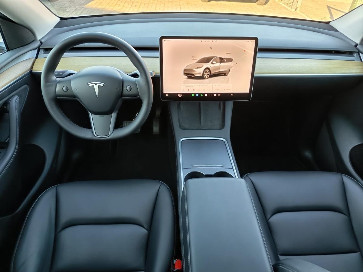 tesla-model-y-2023-eletrico-0cc