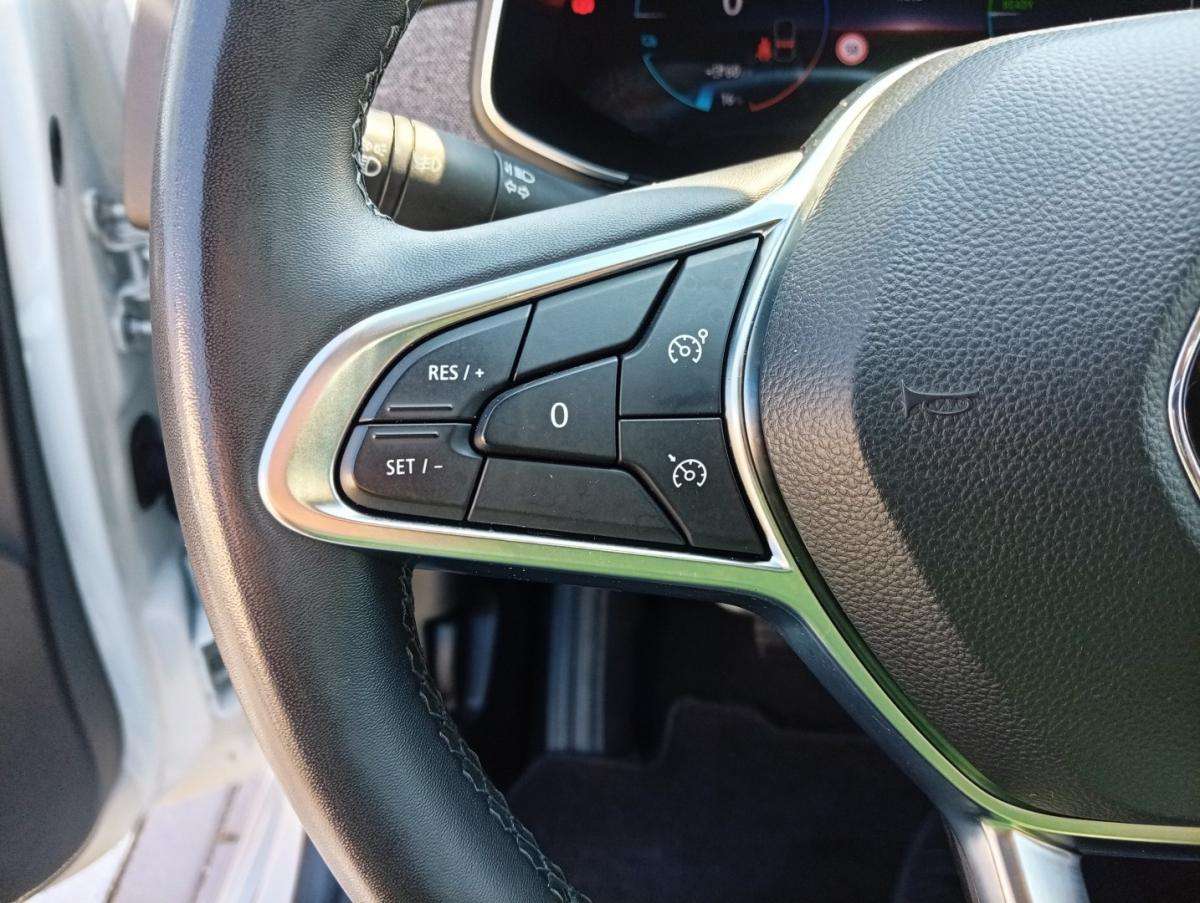 renault-zoe-2022-eletrico-0cc