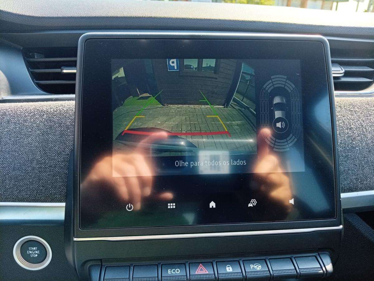 renault-zoe-2022-eletrico-0cc
