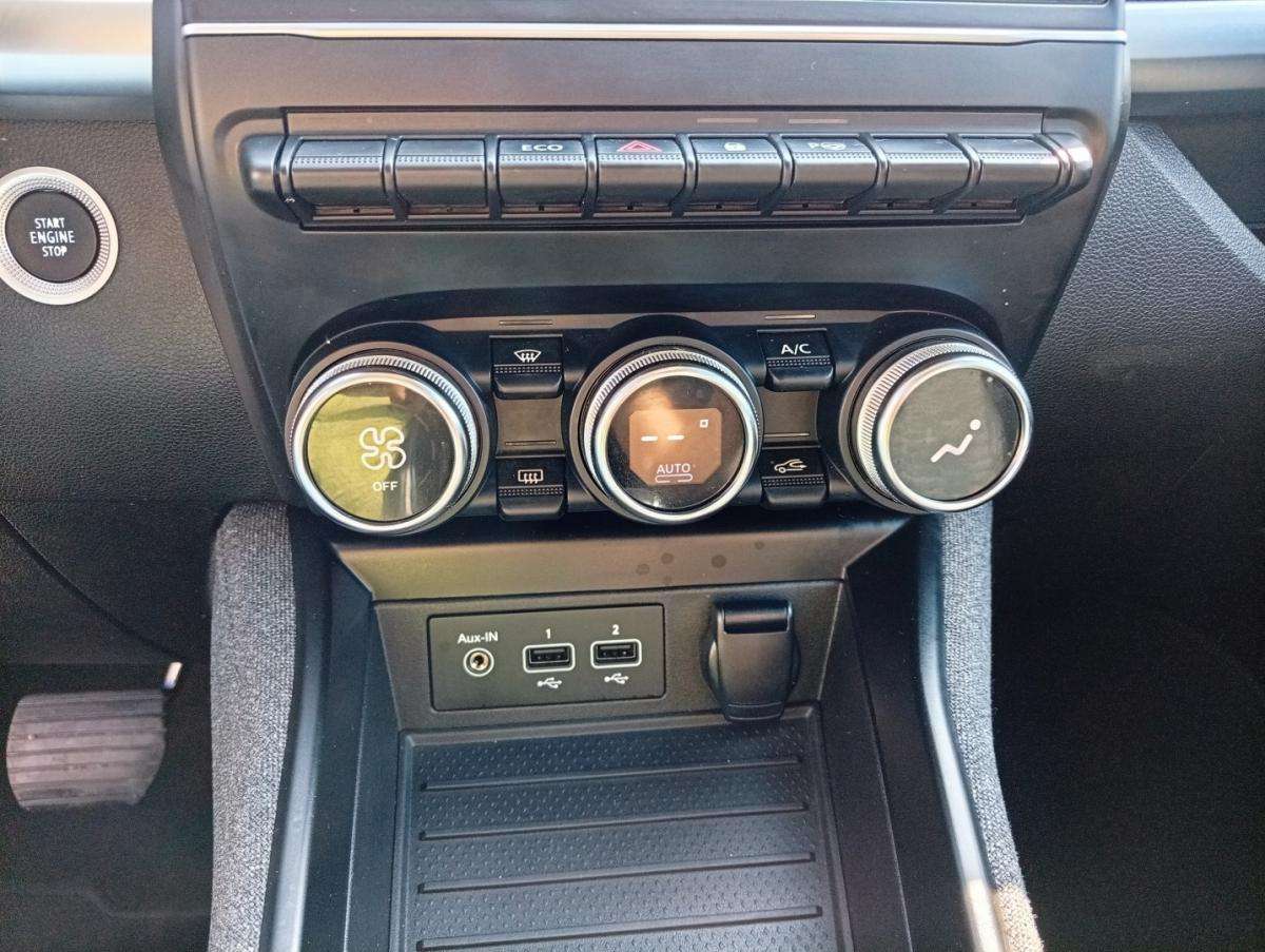 renault-zoe-2022-eletrico-0cc