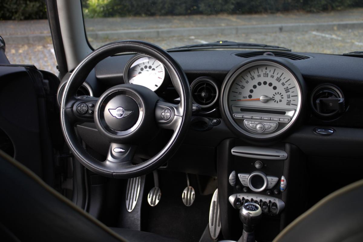 mini-cooper-2007-gasolina-1598cc