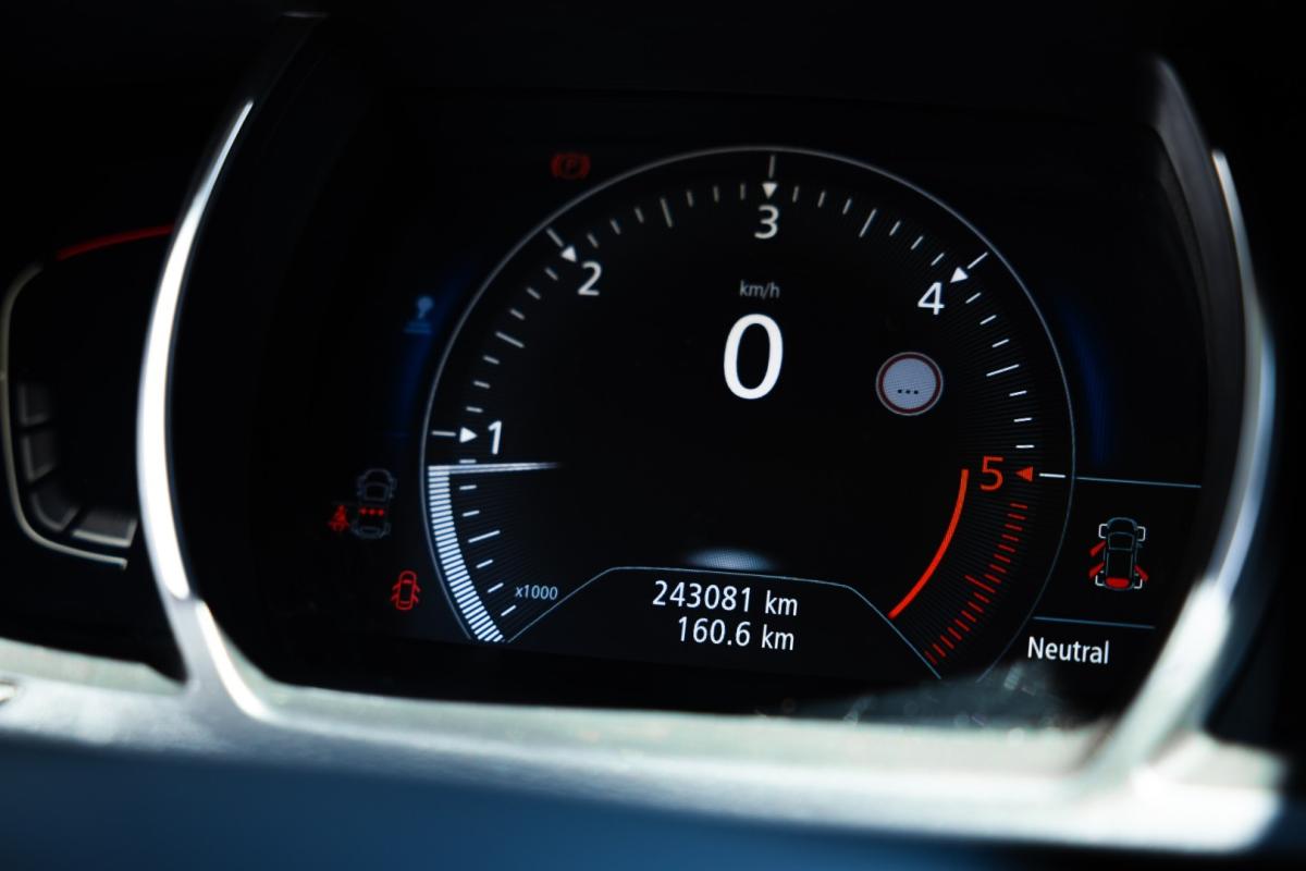 renault-grand-scenic-2017-diesel-1598cc