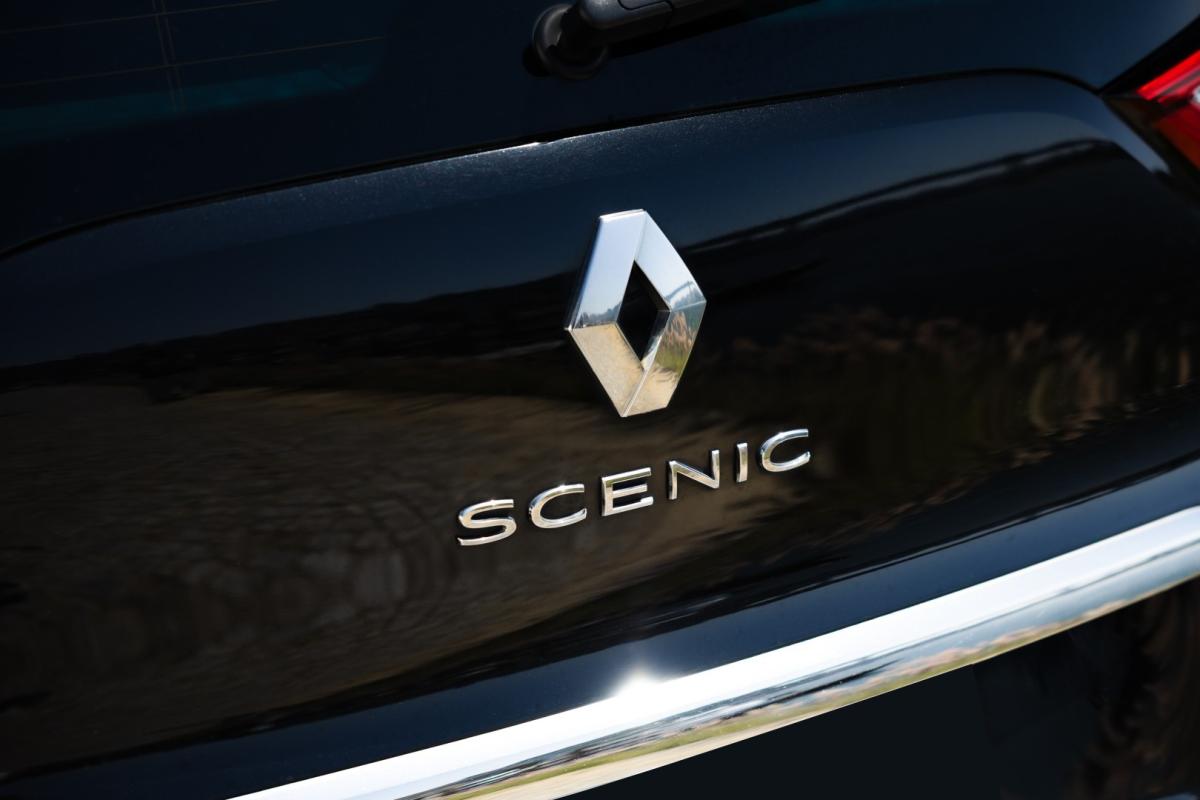 renault-grand-scenic-2017-diesel-1598cc