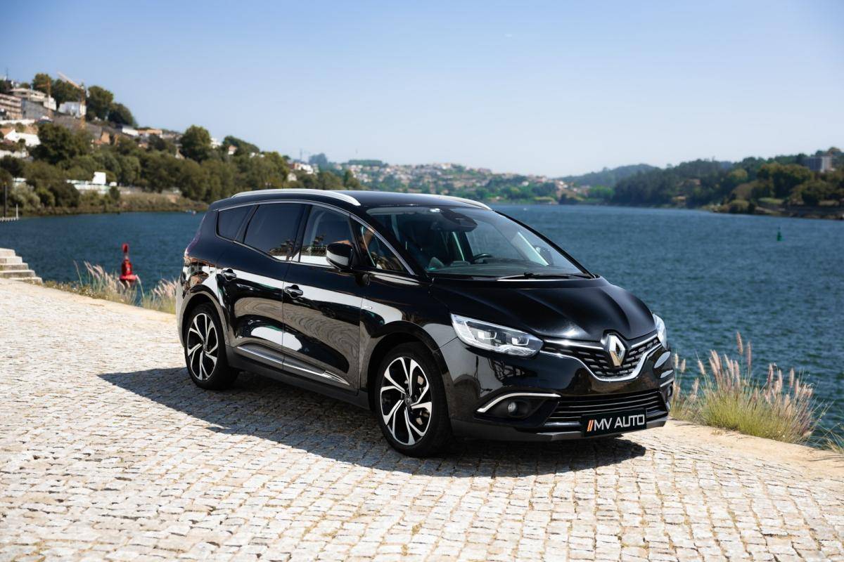 renault-grand-scenic-2017-diesel-1598cc
