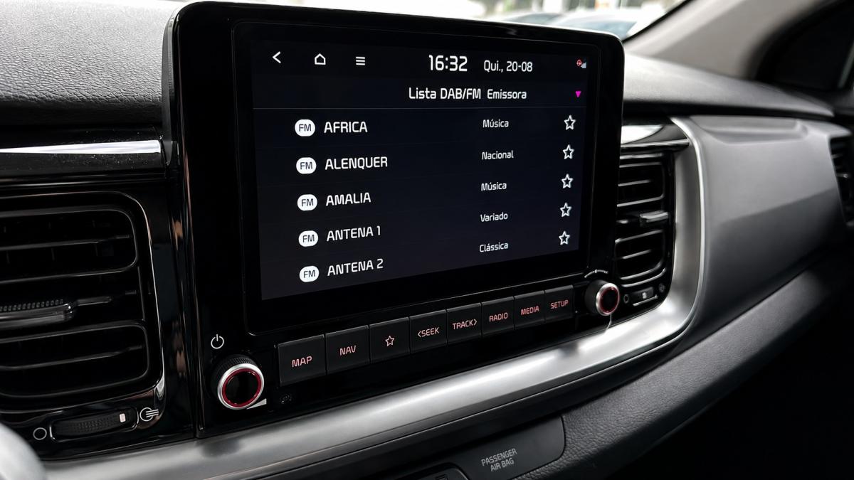kia-stonic-2025-gasolina-998cc