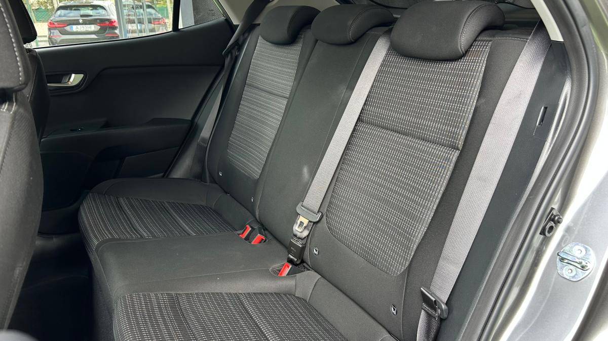 kia-stonic-2025-gasolina-998cc